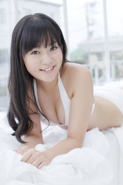 彩象岛的女孩儿